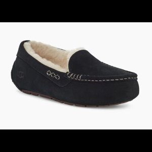 UGG ANSLEY MOCCASIN SLIPPER BLACK